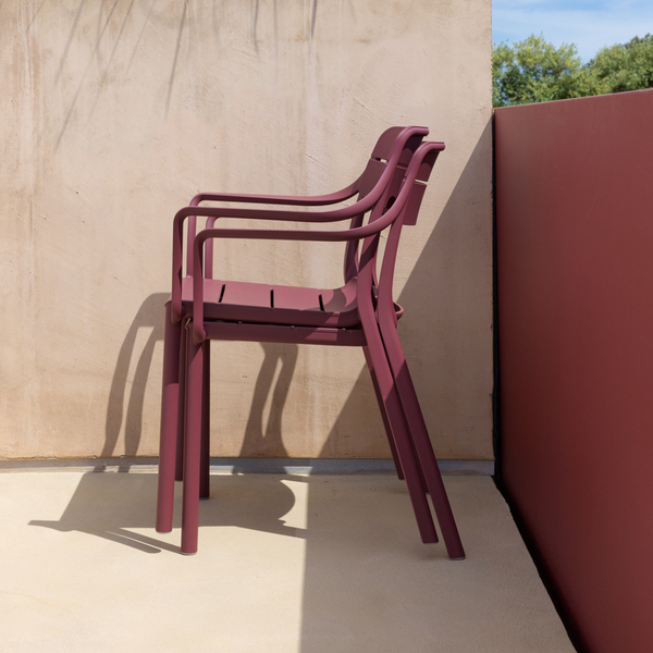 NARDI CASSIA ARMCHAIR Bordó design Műanyag kültéri szék