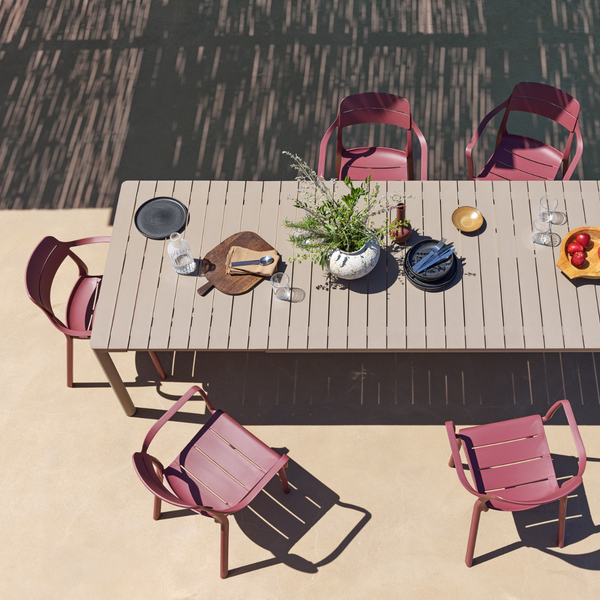 NARDI CASSIA ARMCHAIR Bordó design Műanyag kültéri szék