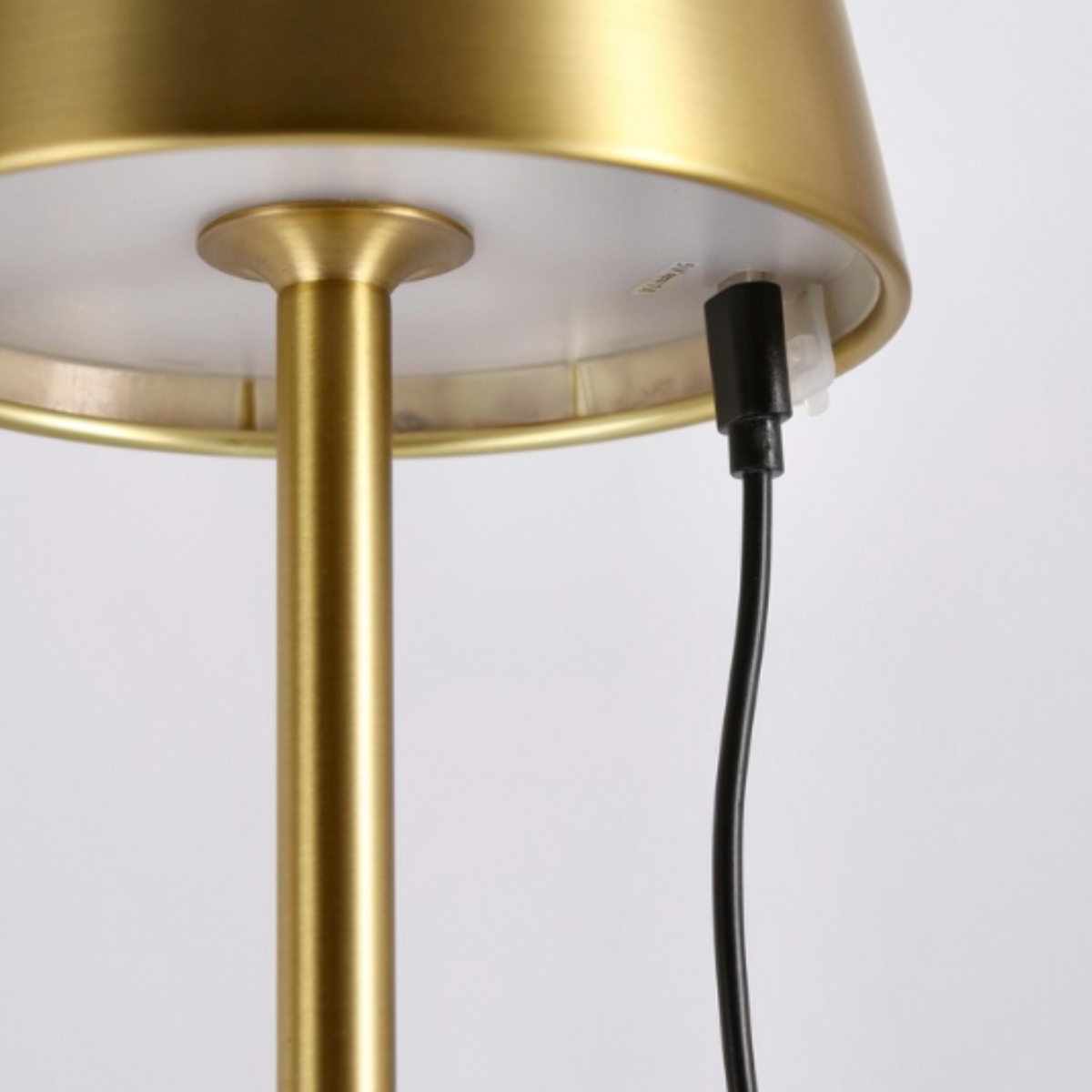 BT ANETTE Arany modern Beltéri asztali lámpa