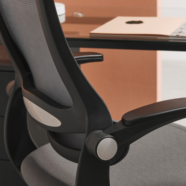 BT GILVO Fekete design Irodai beltéri szék