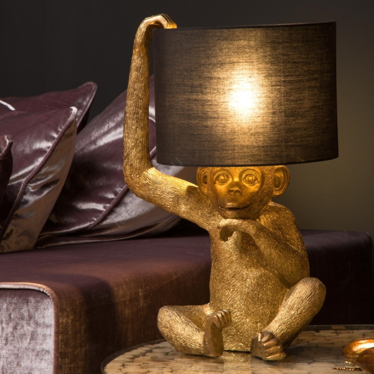 LC CHIMPI Arany design Beltéri asztali lámpa