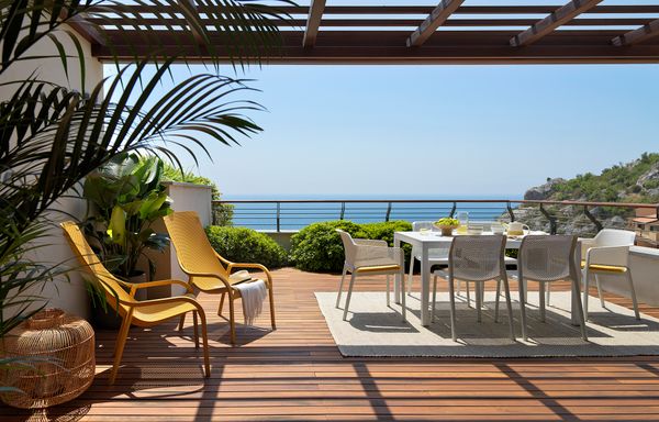 NARDI NET LOUNGE Szürke design Műanyag kültéri szék