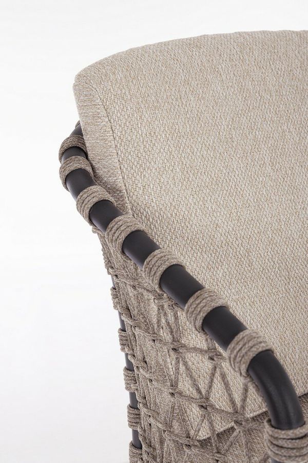 BT LARIA Bézs design Műrattan szék