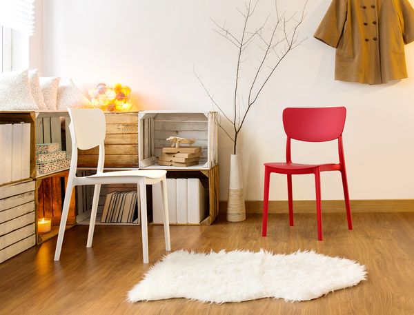 ST MONNA Piros design Műanyag kültéri szék