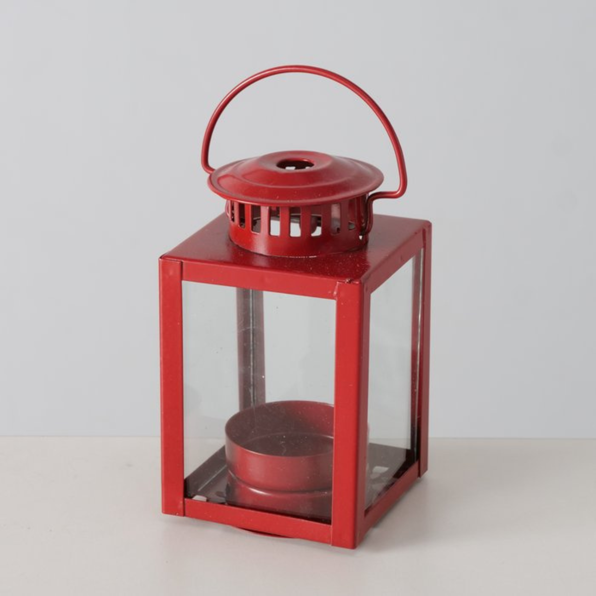 B KELLY LATERN Piros design Asztali dekoráció