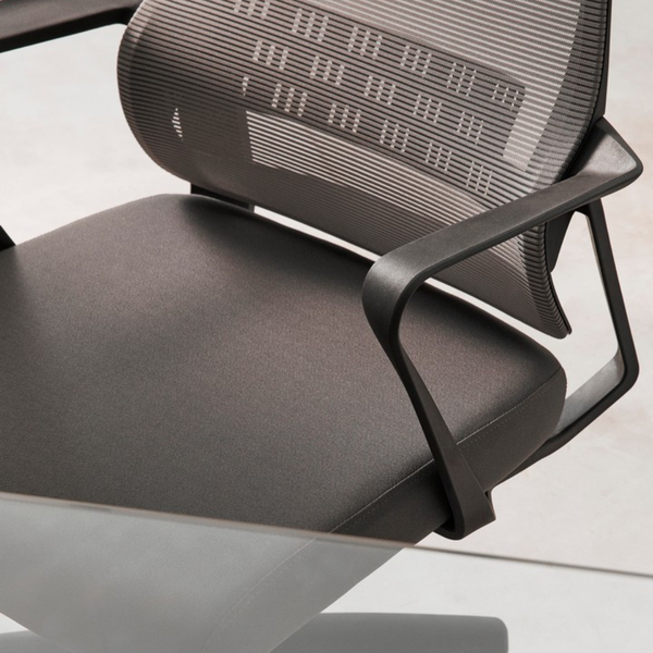 BT HOVEN Fekete design Irodai beltéri szék